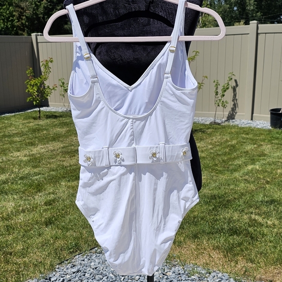 🩱Bleu Rod Beattie🩱 - Picture 3 of 7